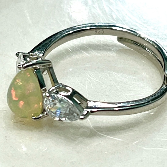 1.5ct Natural Opal Topaz 14KGP Ring - Picture 3 of 4